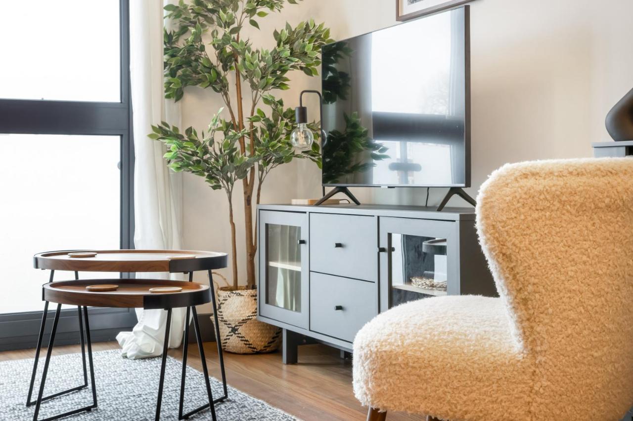 Central 1 Bd + Sofa Bed In The Heart Of Cheltenham! Ngoại thất bức ảnh